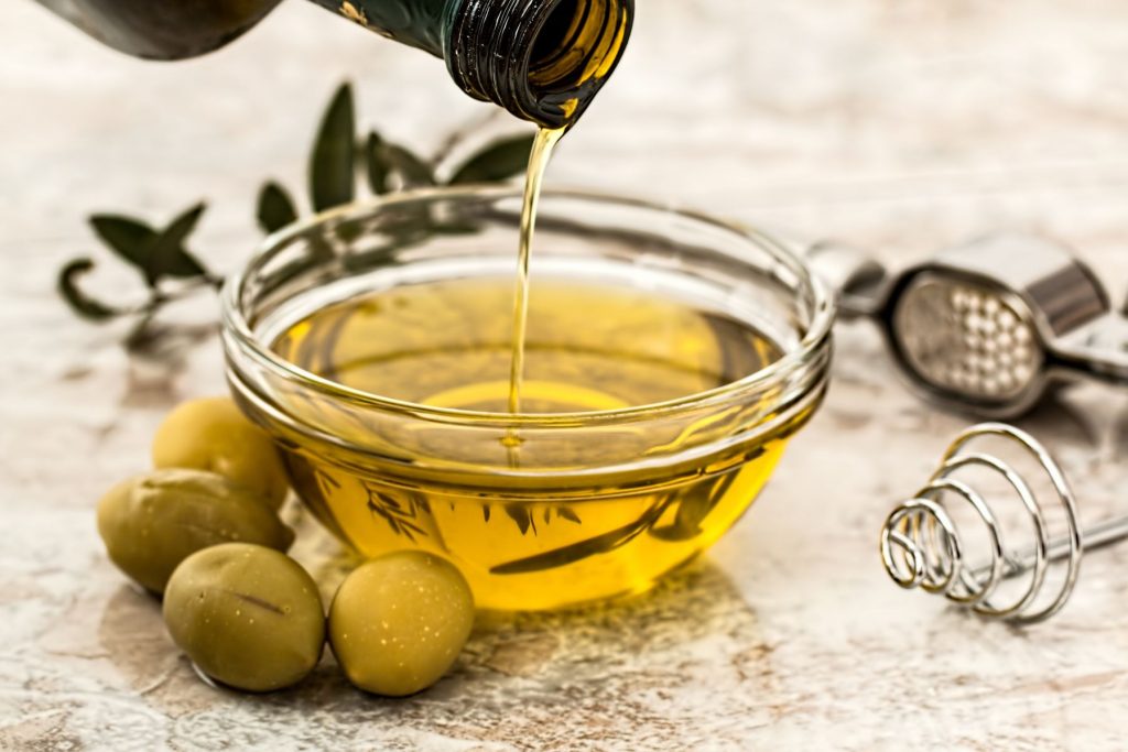 Olives, Olive oil